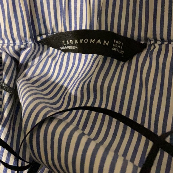 ZARA Striped Off Shoulder Top EUC
Blue White Striped Cotton Shirt
sz Large mx 30 - Picture 4 of 6